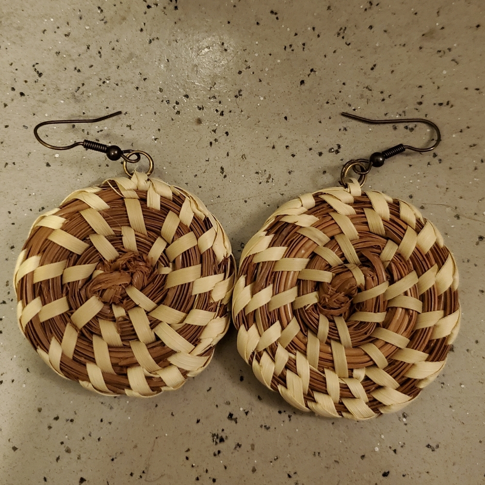 Sweetgrass Earrings - Picture 2 of 3